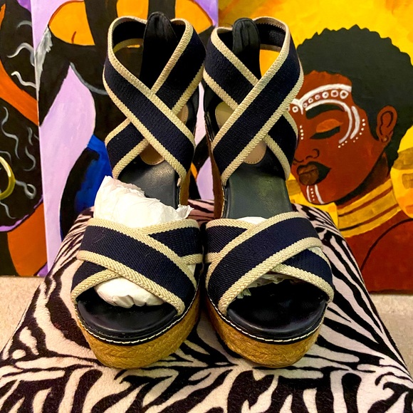 🦋MIA Wedge Sandal🦋 - Picture 2 of 3